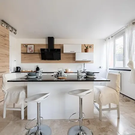 Holiday home L'impressionniste Pontoise